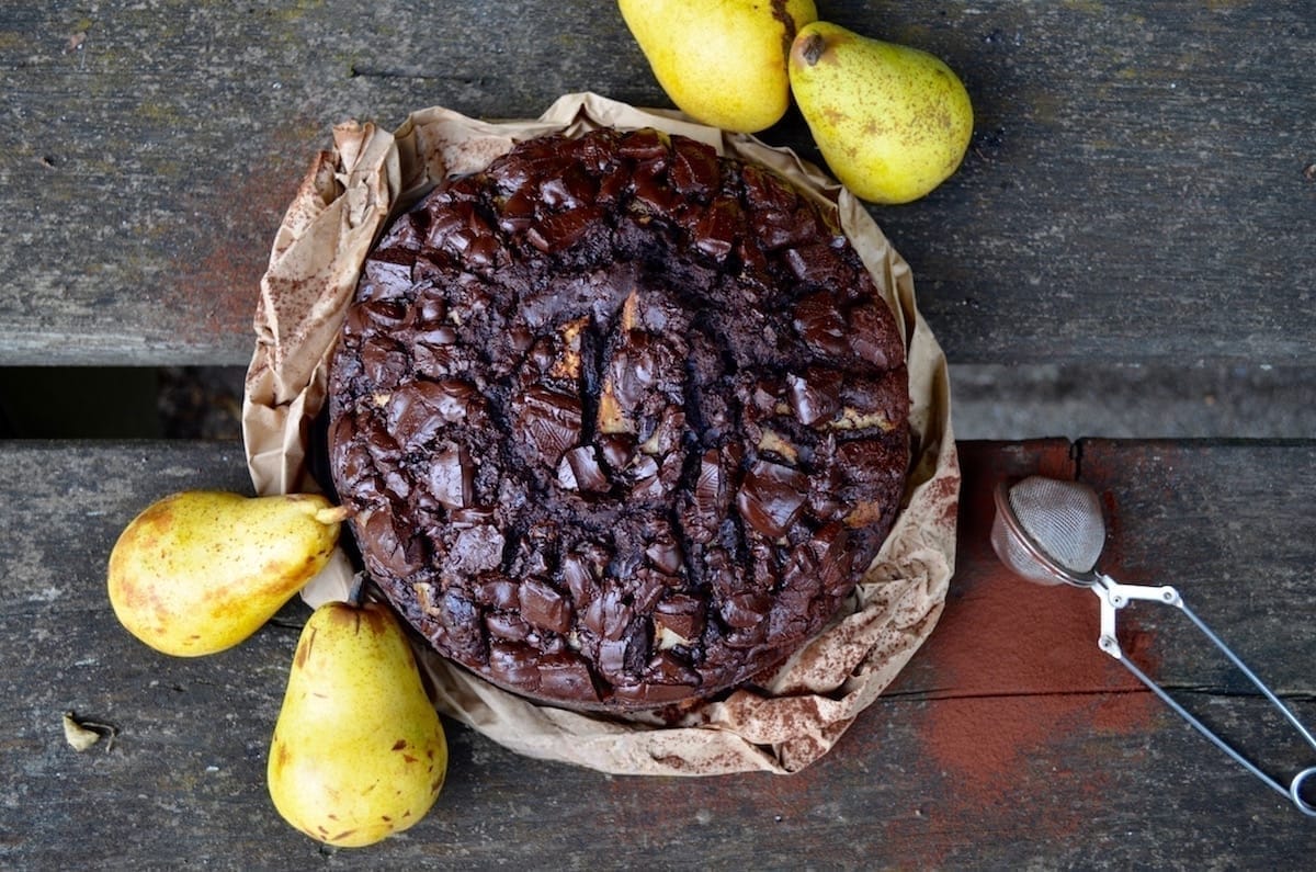 Torta Cioccolato e Pere vegan | profumo di frangipani